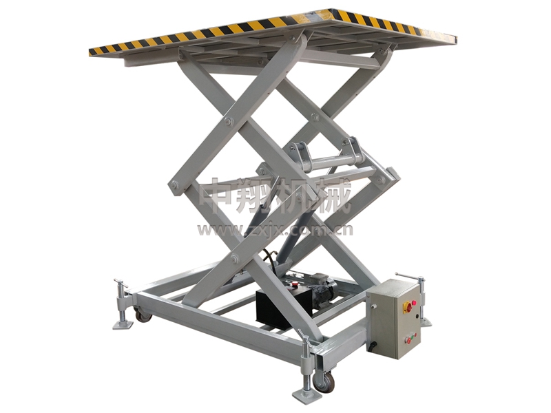 移動(dòng)升降平臺(tái)